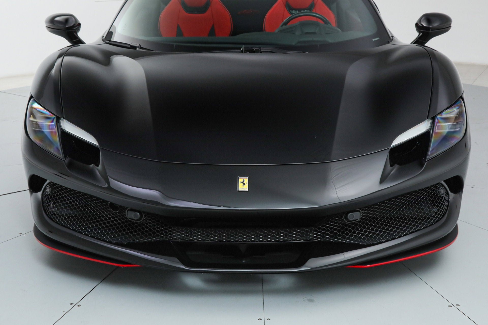 Certified Used 2025 Nero Ferrari  image 31