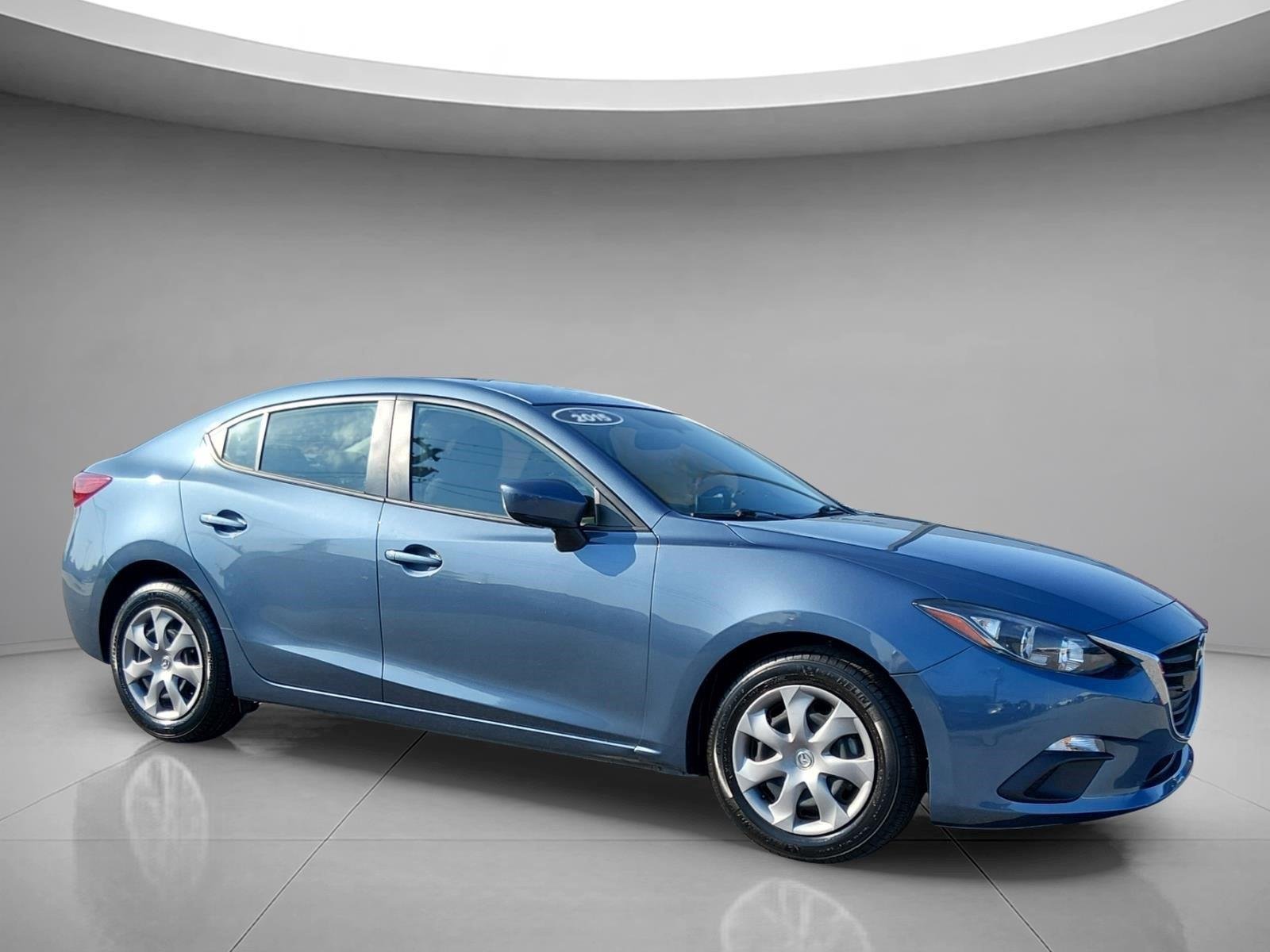 Used 2015 Blue Reflex Mica Mazda i Sport image 7