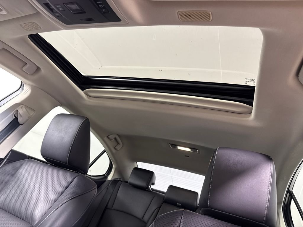 Used 2019 Black Lexus 350 image 21