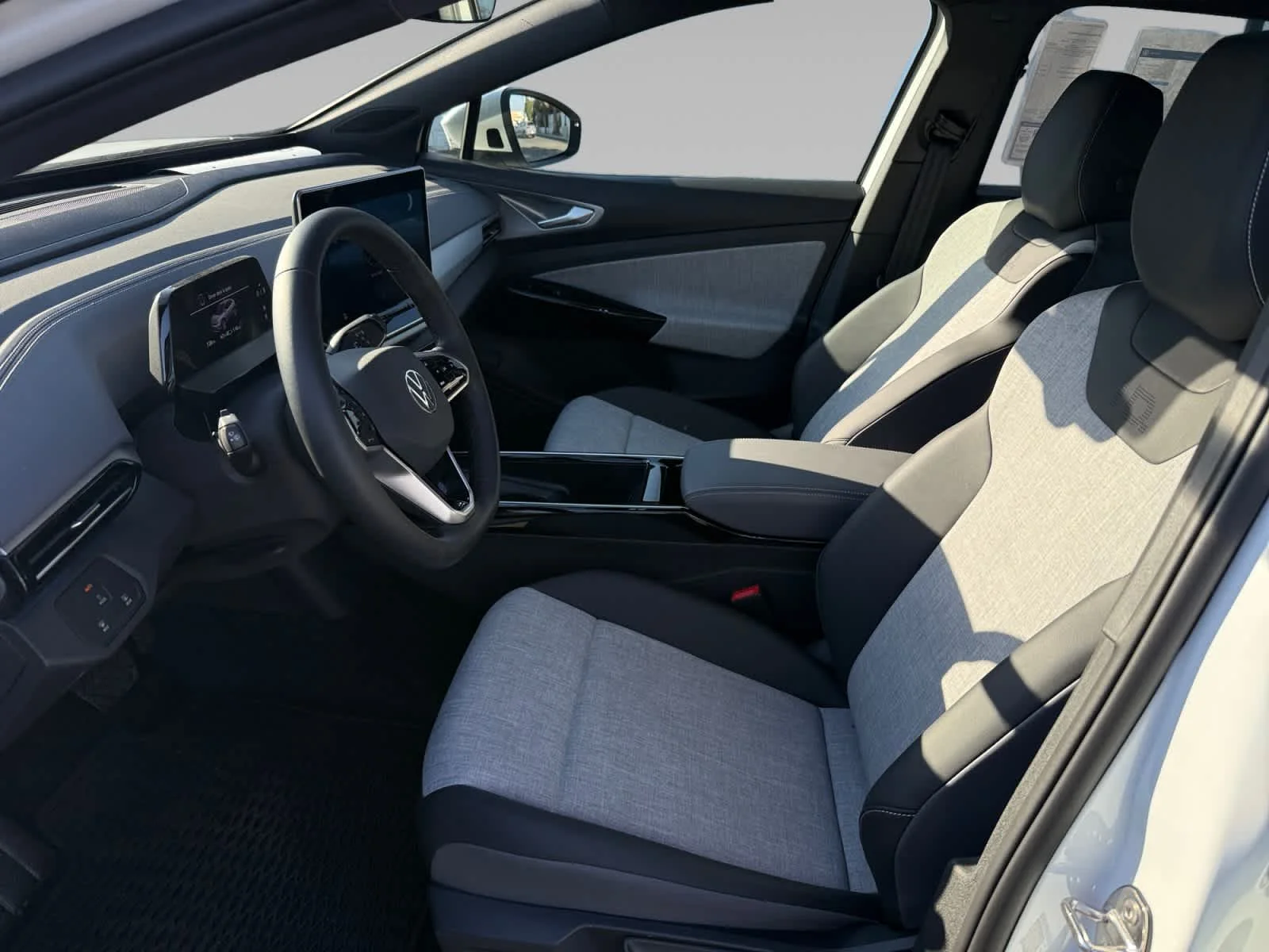 New 2026 Opal White Pearl Volkswagen Pro image 11
