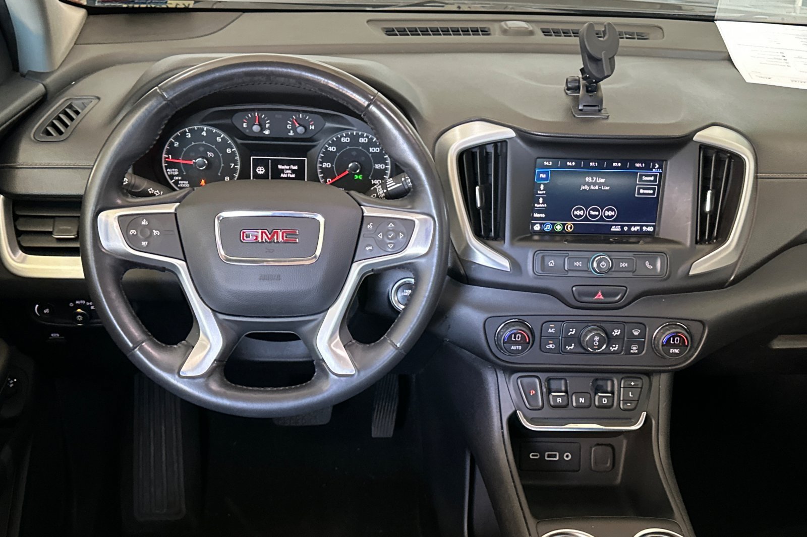 Used 2018 Blue GMC SLE image 15