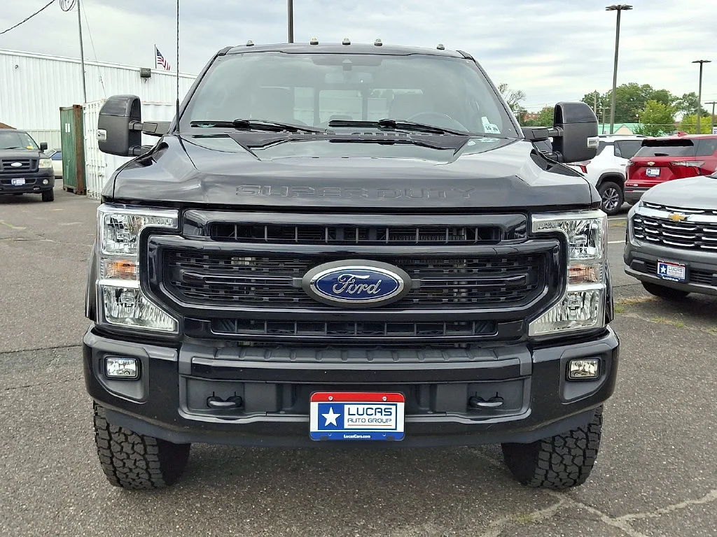 Used 2022 Black Ford LARIAT image 4
