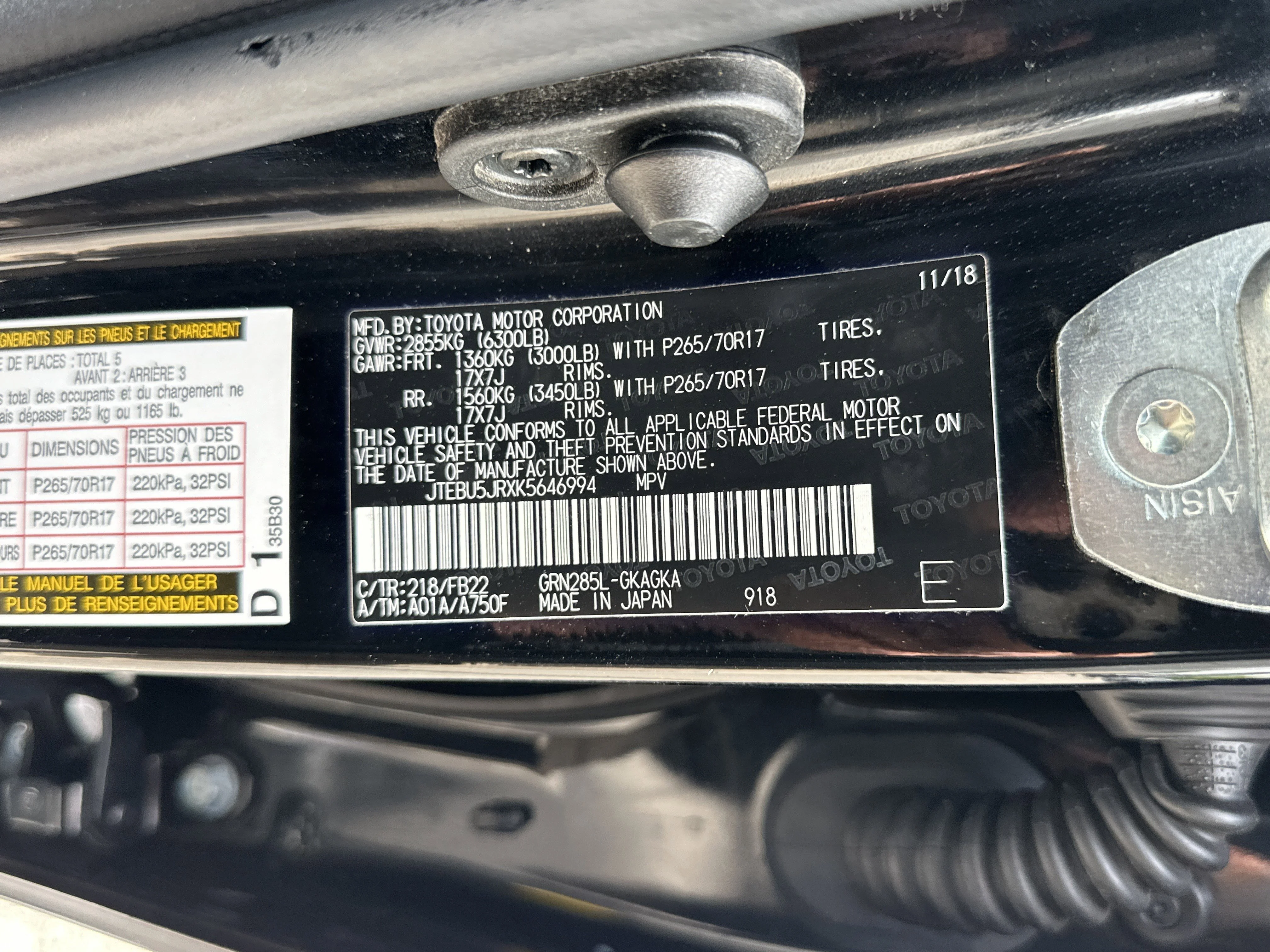 Used 2019 Midnight Black Metallic Toyota SR5 image 31