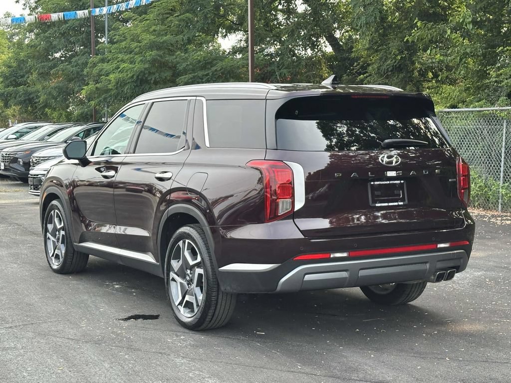 Certified Used 2025 Sierra Burgundy Hyundai SEL Premium 7P image 8