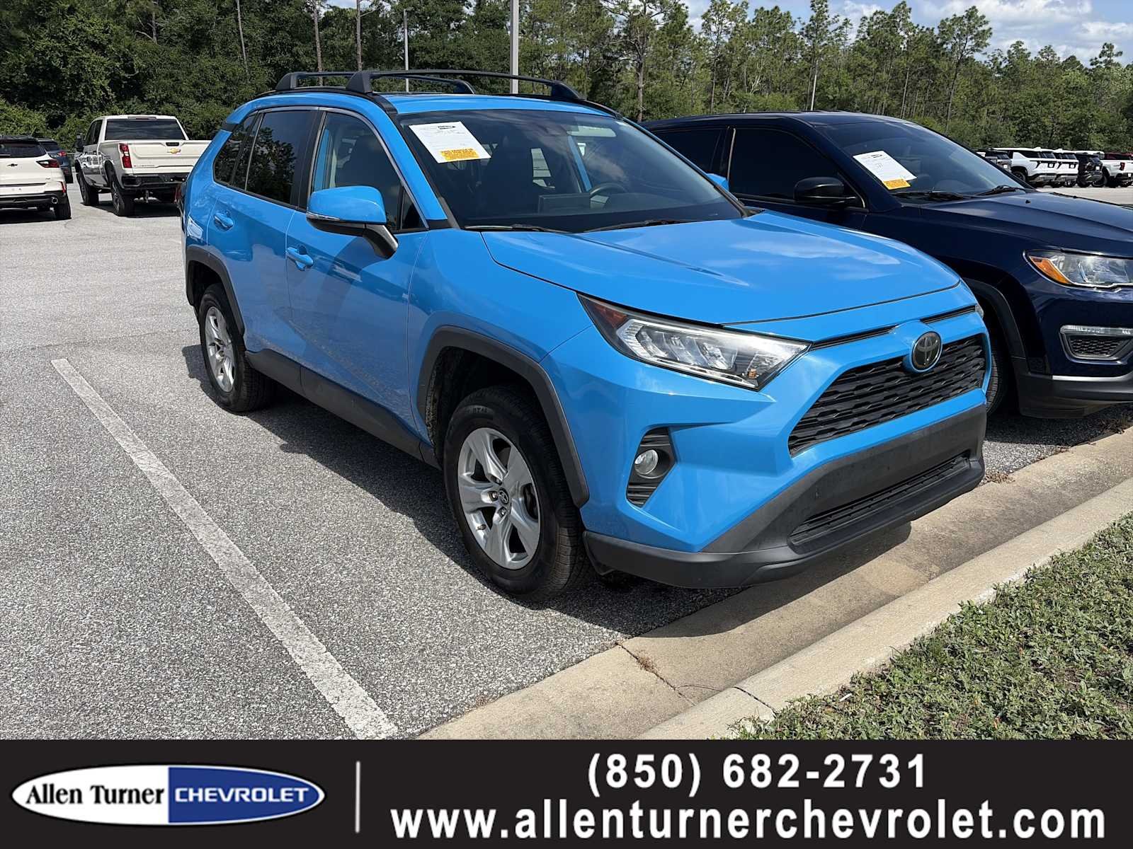 2019 Toyota RAV4 XLE FWD's photo