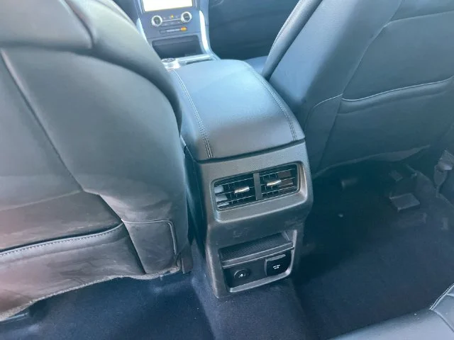Used 2024 Silver Ford SEL image 30