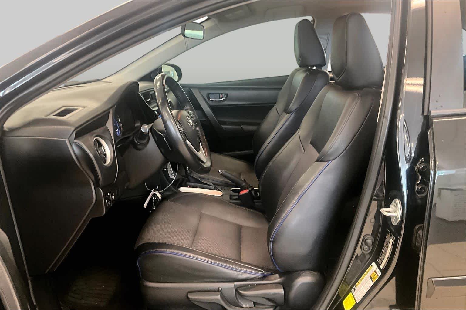 Used 2018 Black Sand Pearl Toyota SE image 7
