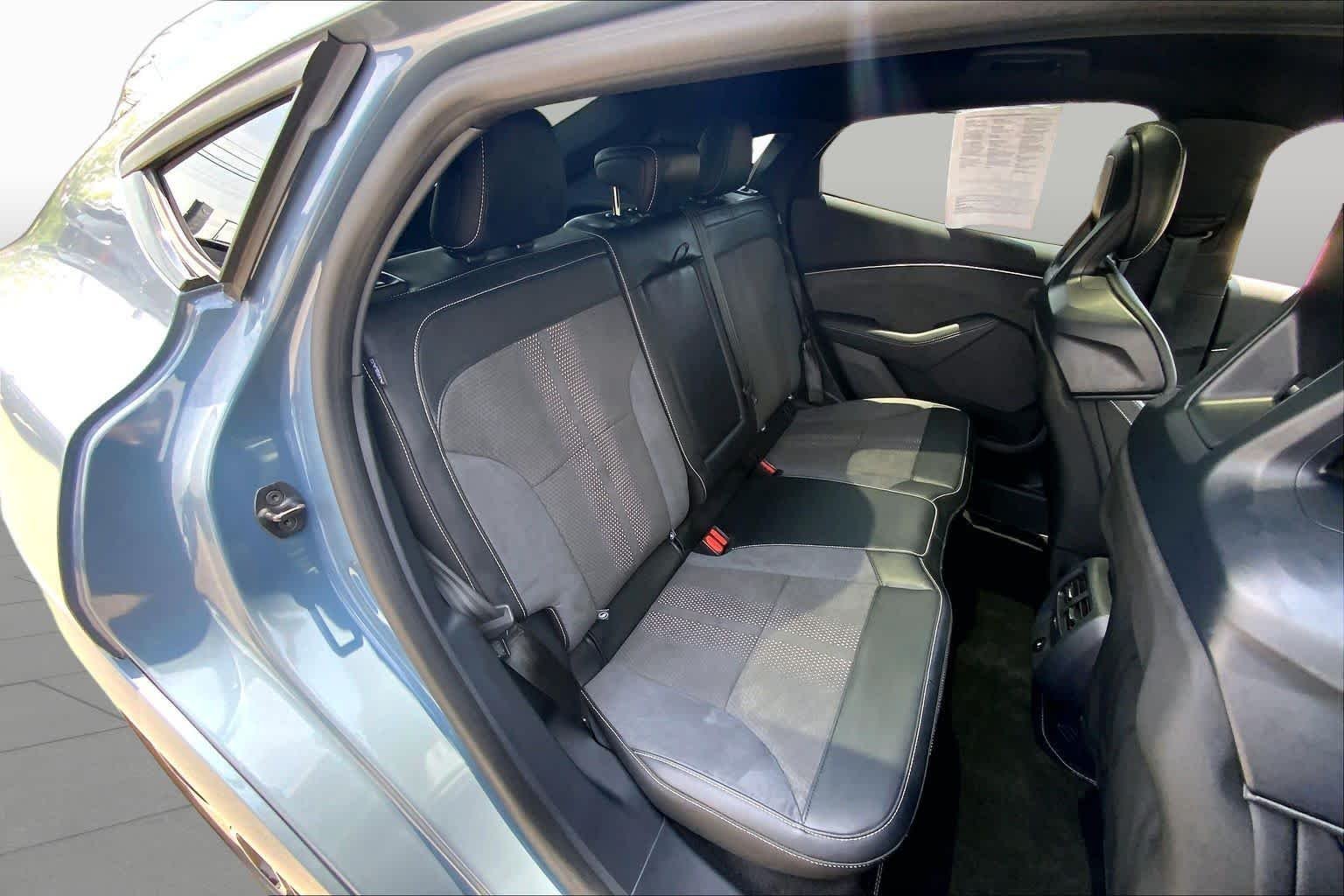 Used 2024 Vapor Blue Metallic Ford GT image 18