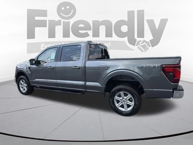 New 2026 Carbonized Gray Metallic Ford XLT image 4