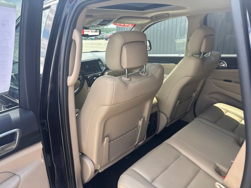Used 2020 Red Jeep Limited image 17