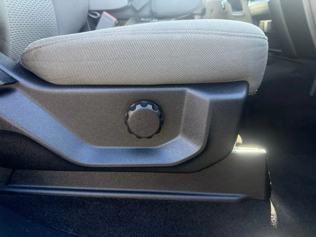 Used 2019 Gray Ford XLT image 49