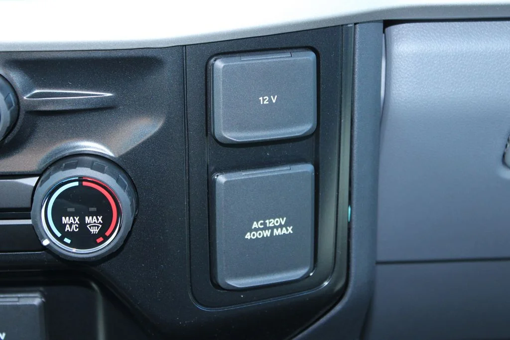 New 2026 Agate Black Metallic Ford F-250® XLT image 30