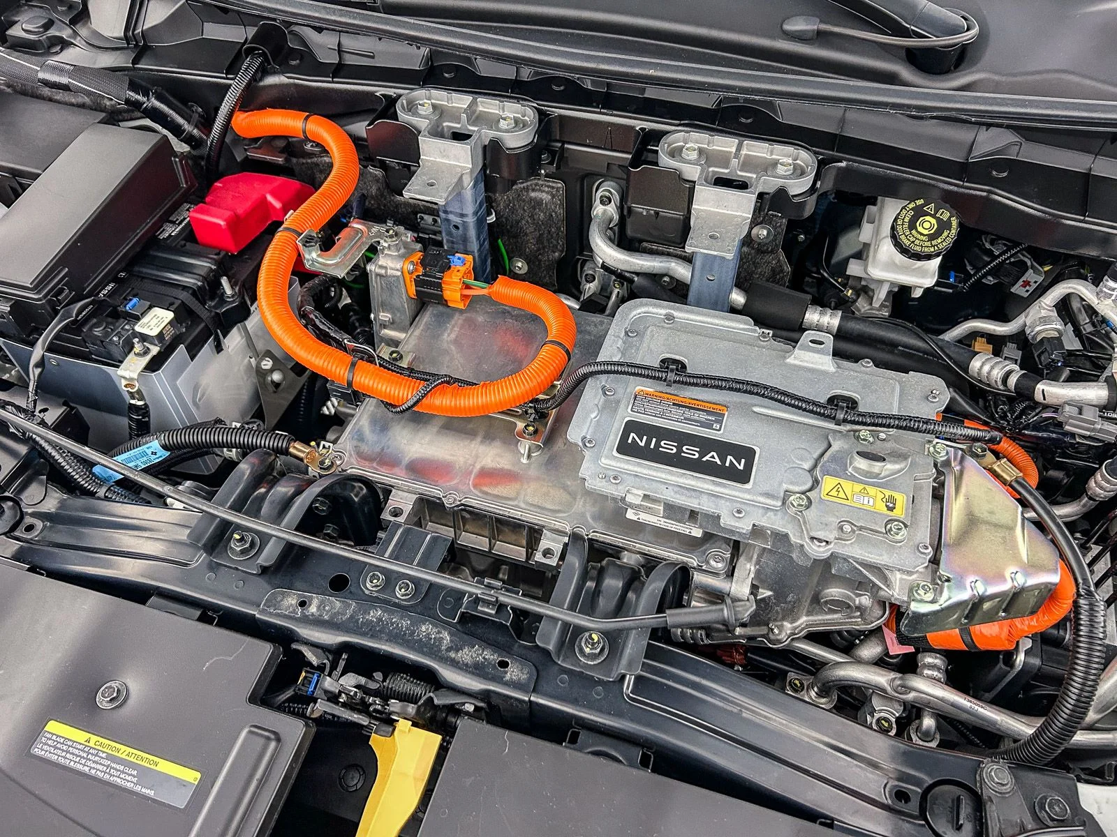 Certified Used 2024 White Nissan ENGAGE image 24