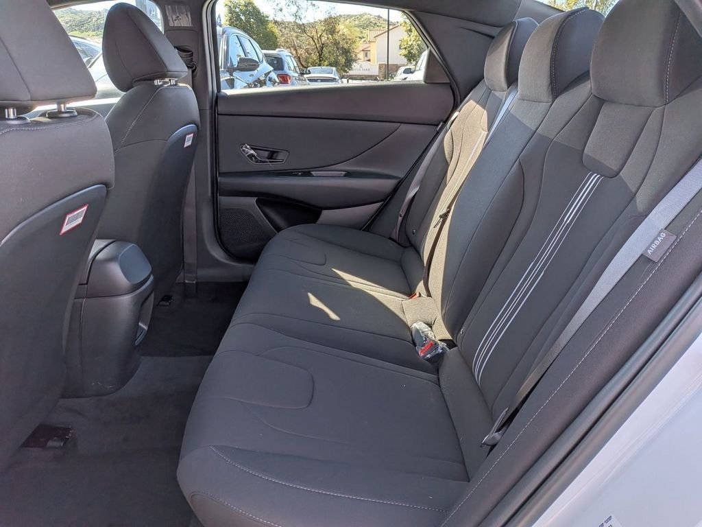 2026 Hyundai Elantra SEL Sport - Photo 26