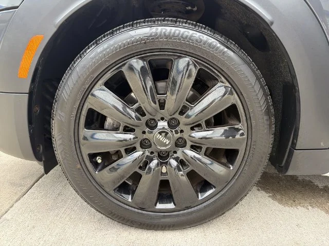 Used 2017 Gray MINI Base image 19