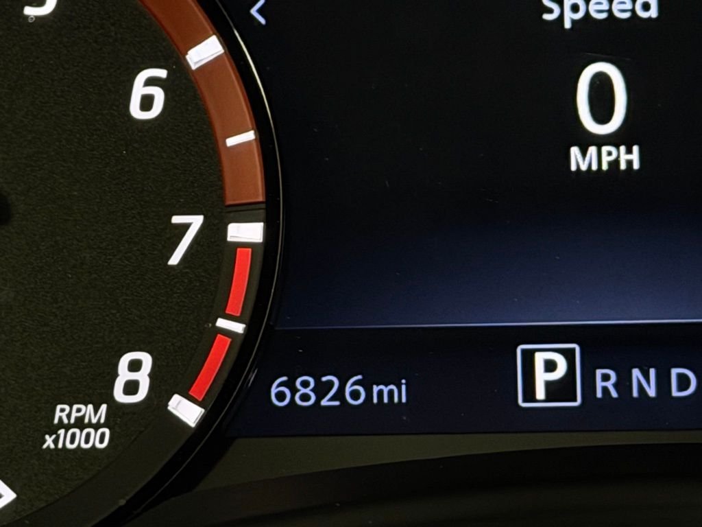 Used 2025 Red Nissan PRO-4X image 15