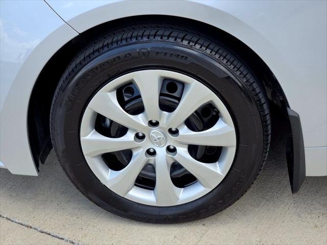 Certified Used 2026 SILVER ME. Toyota  image 29