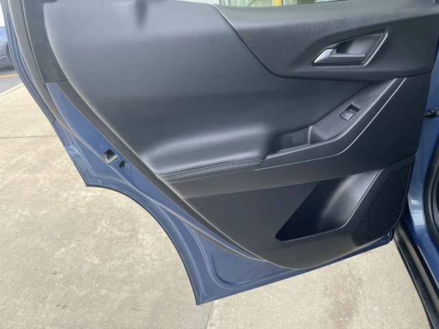 Used 2025 Blue Chevrolet LT image 28