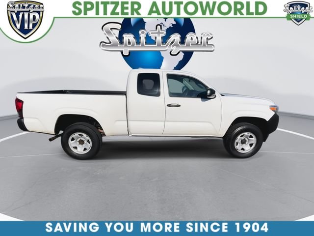 Used 2022 White Toyota SR image 10