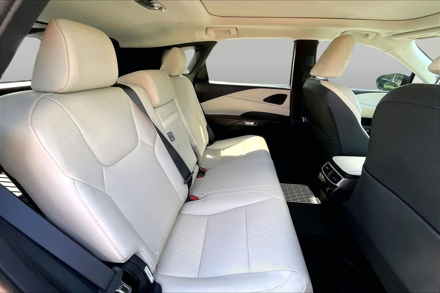 Certified Used 2023 NORI GREEN PEARL Lexus Premium Plus image 20