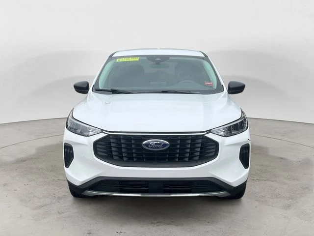 Used 2025 White Ford Active image 8