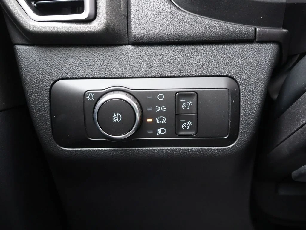 New 2026 Space White Metallic Ford Badlands® image 30