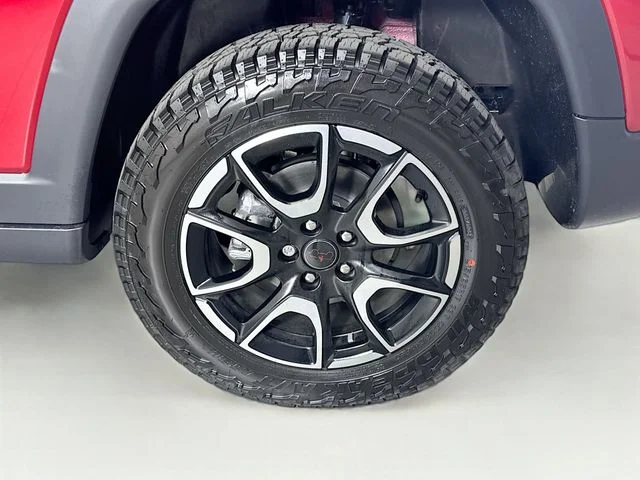 New 2026 Red Hot Pearl-Coat Exterior Paint Jeep Trailhawk image 29