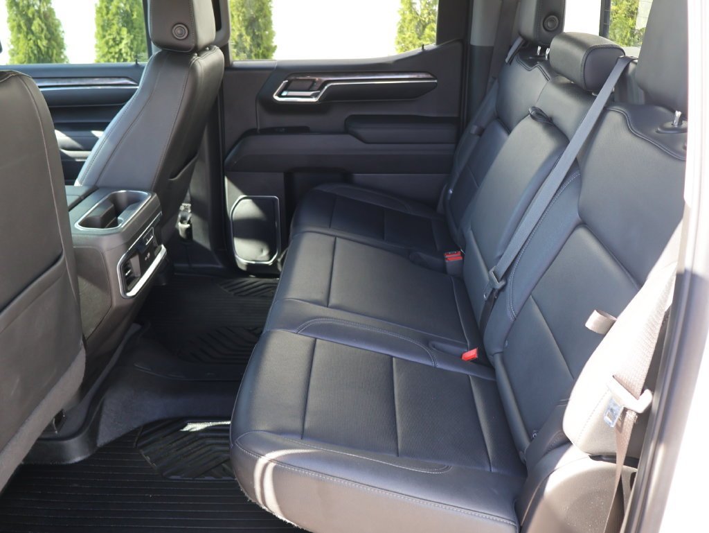 2023 Chevrolet Silverado 1500 LTZ - Photo 9