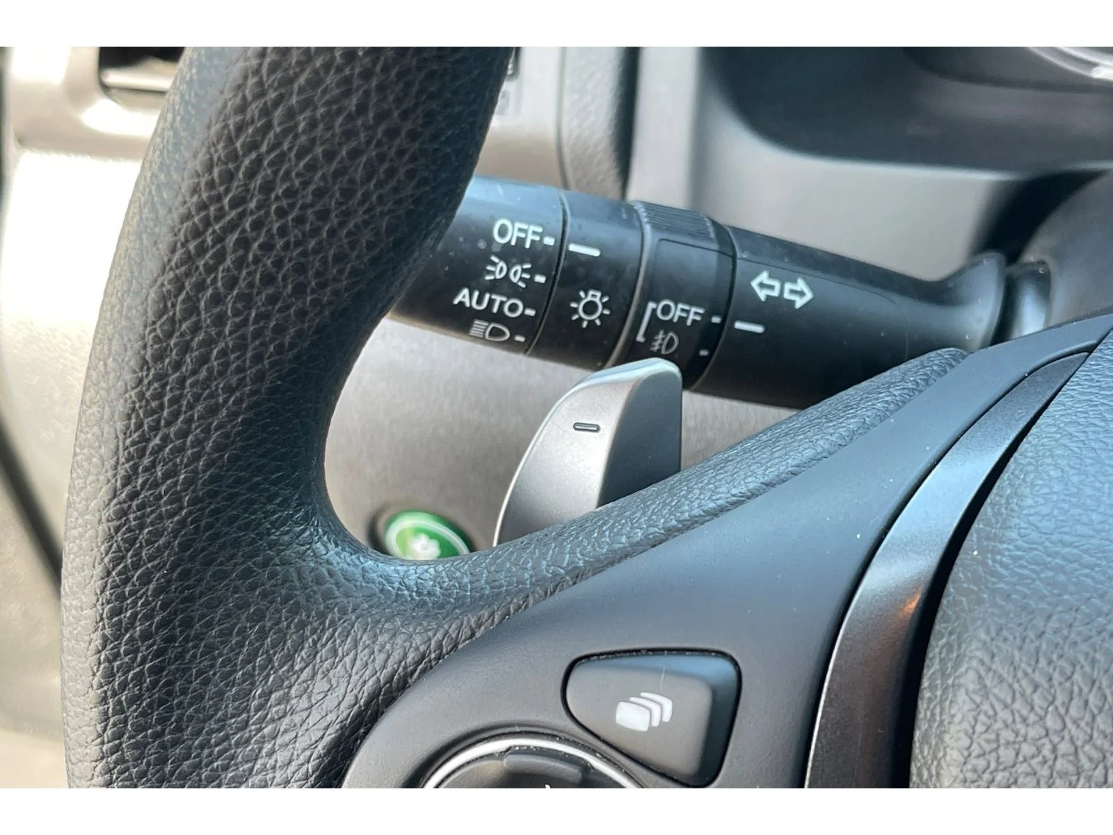 Used 2022 Lunar Silver Metallic Honda Sport image 34