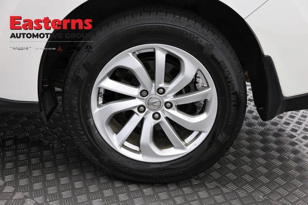 Used 2017 White Acura Base image 34
