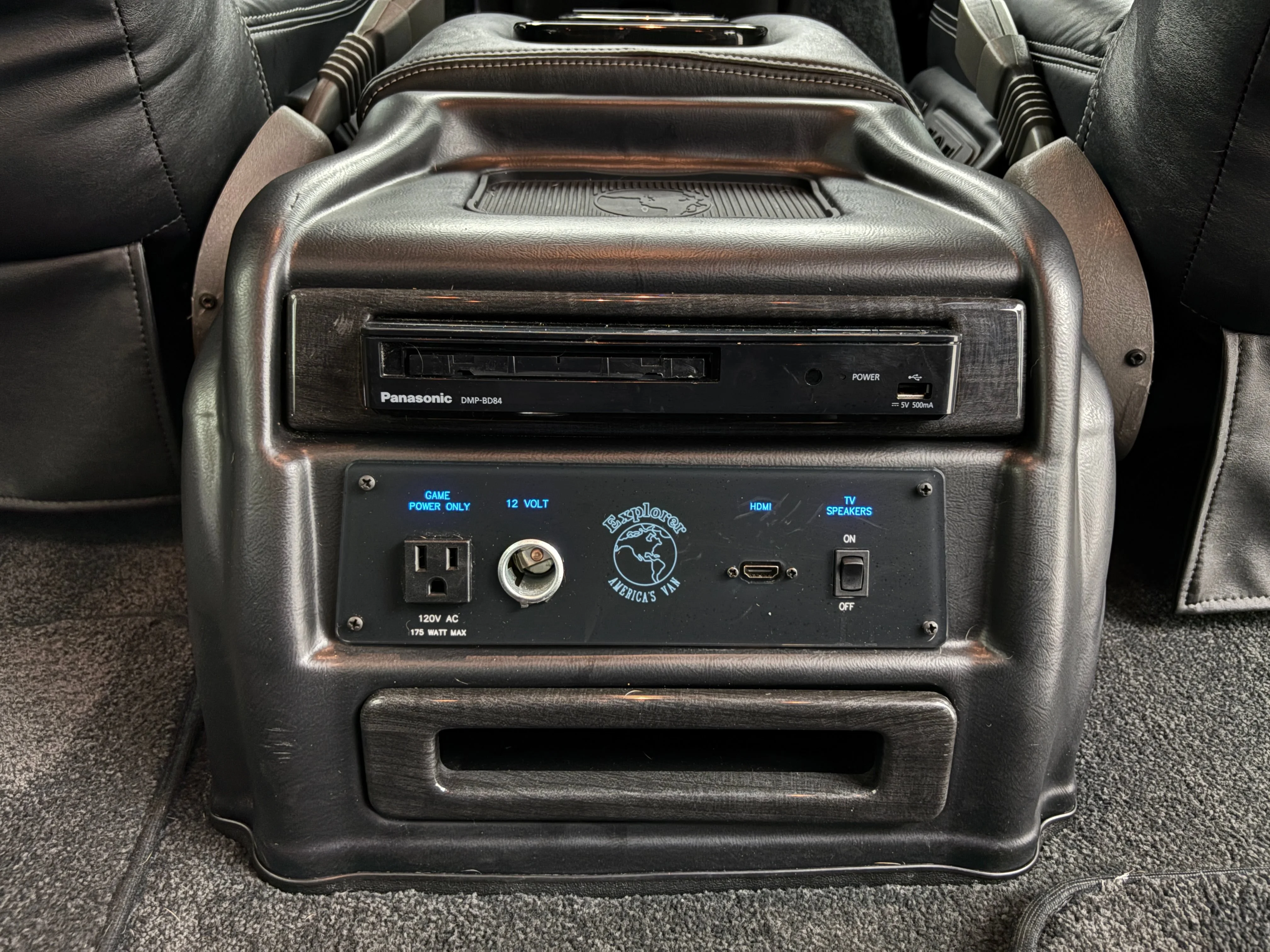 Used 2025 Onyx Black GMC Work Van image 48