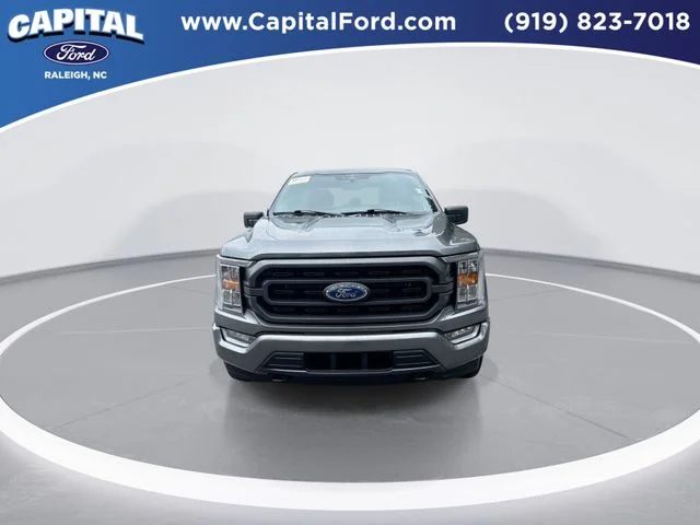 Used 2023 Gray Ford XLT image 3