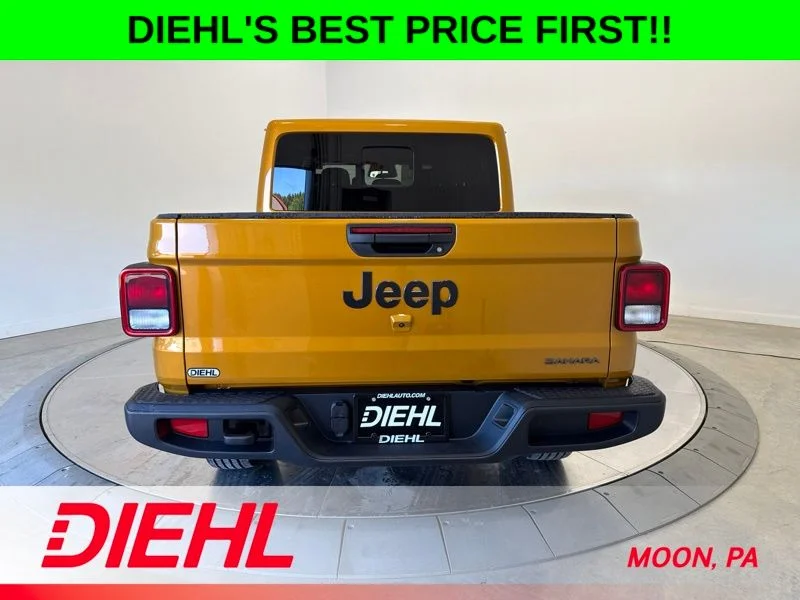 New 2026 Goldilocks Jeep Sahara image 6