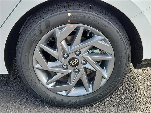 New 2026 Serenity White Pearl Hyundai  image 7