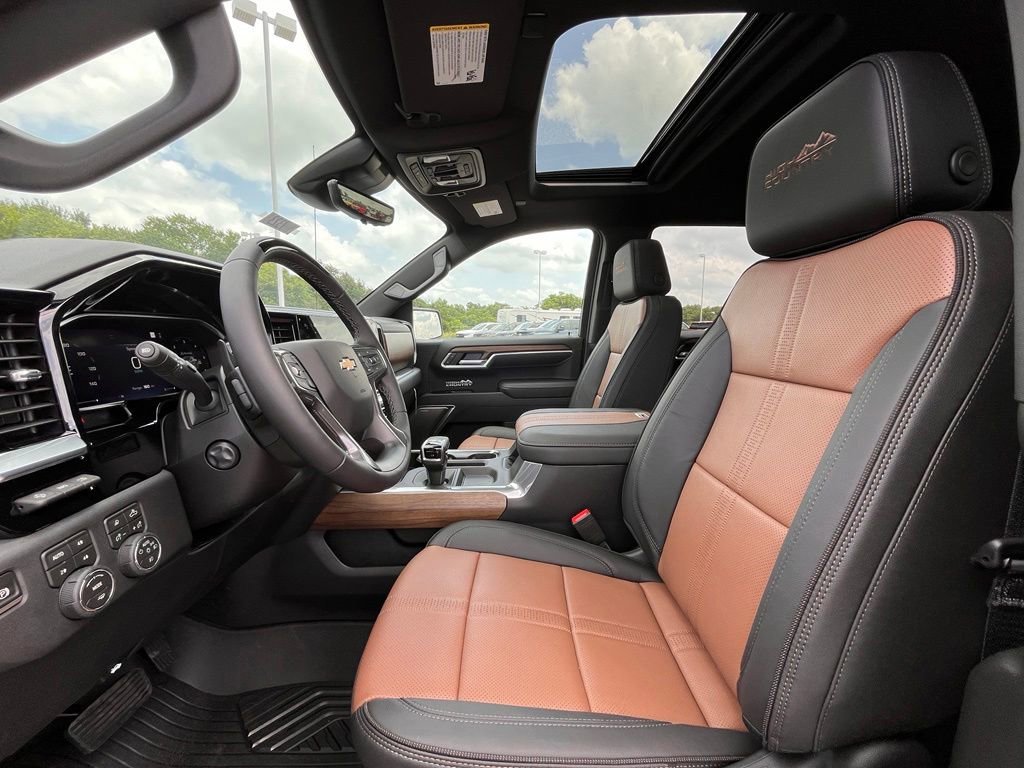2026 Chevrolet Silverado 1500 High Country - Photo 17