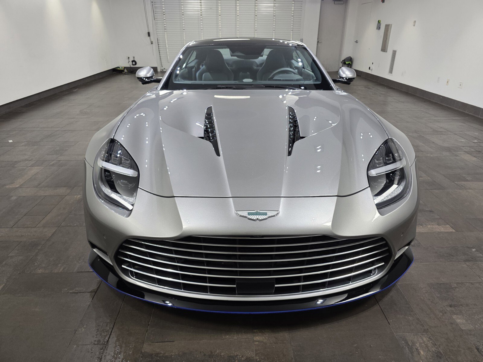 2026 Aston Martin Vanquish Base - Photo 7
