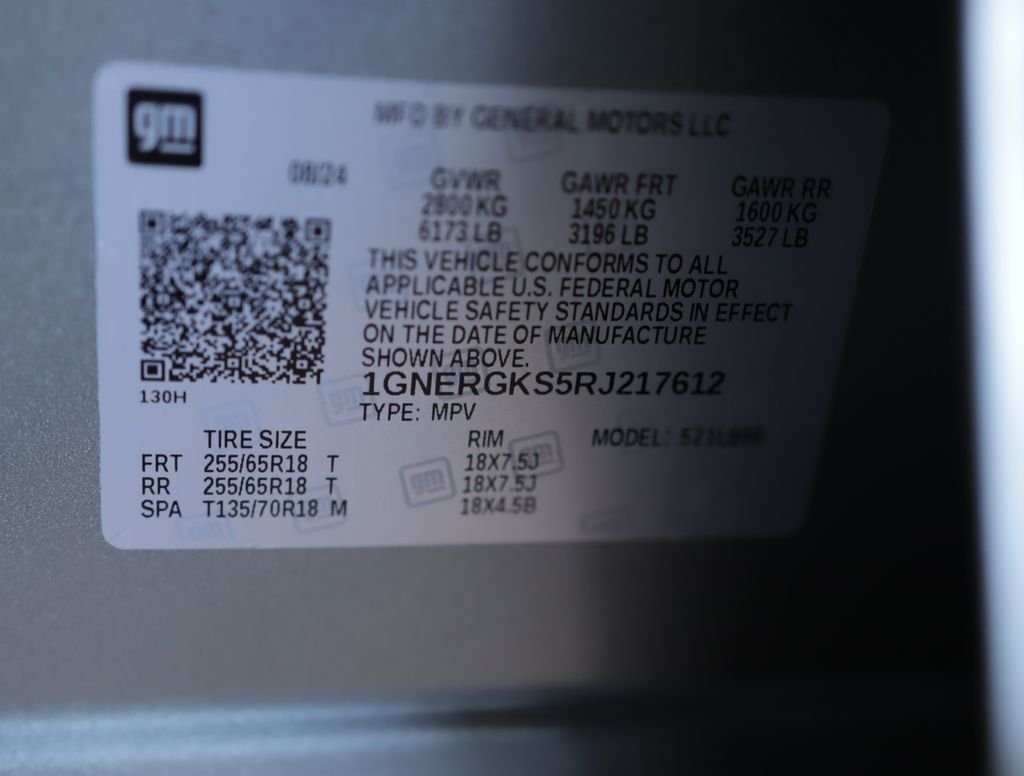 Used 2024 Gray Chevrolet LT image 40