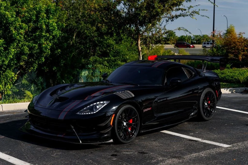 Used 2017 Venom Black Clearcoat Dodge GTC image 18