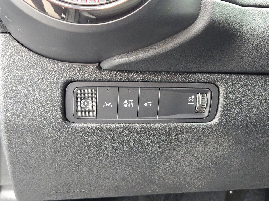 2025 Chevrolet Equinox EV RS - Photo 24