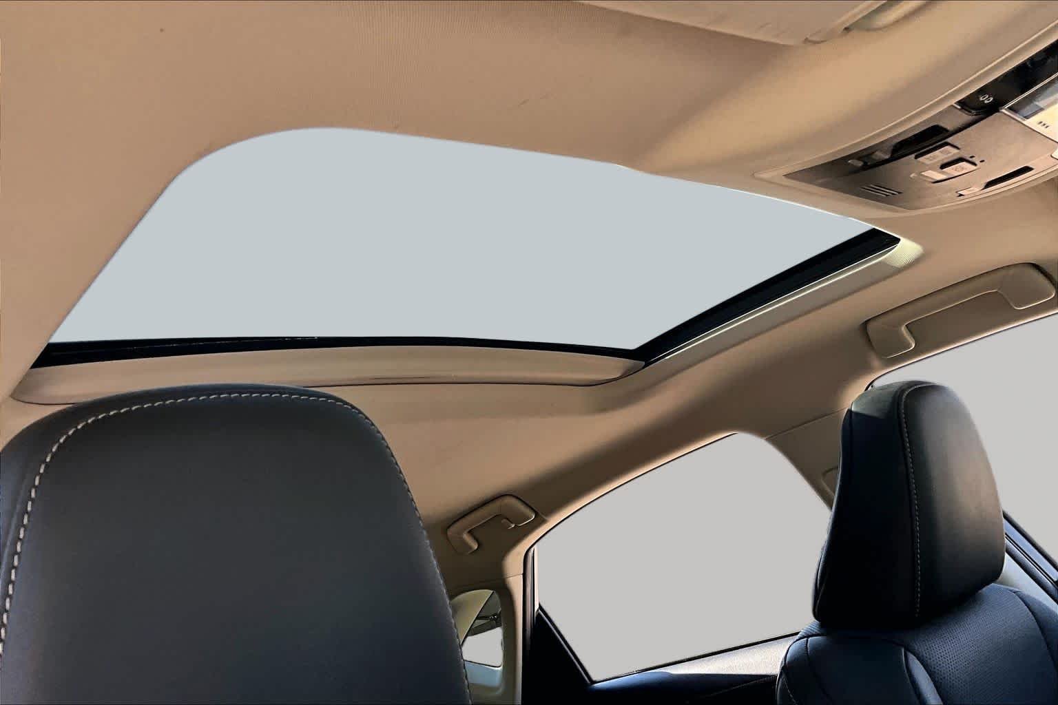 Used 2017 Eminent White Lexus  image 13