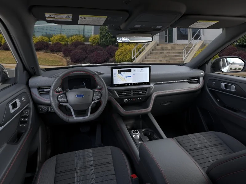 New 2026 Agate Black Metallic Ford ST-Line image 9