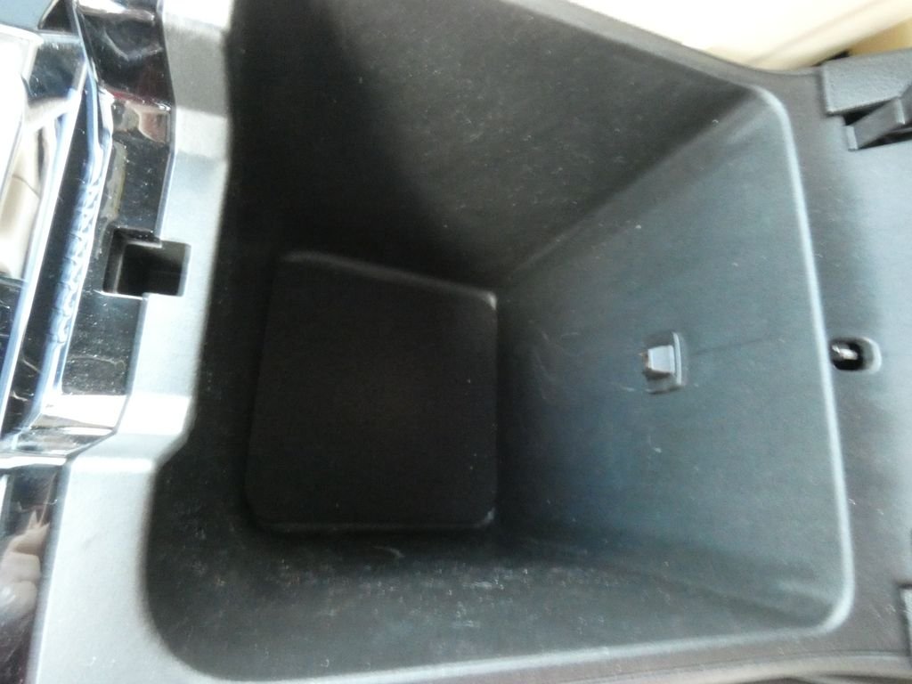 Used 2023 Black Jeep Limited image 30