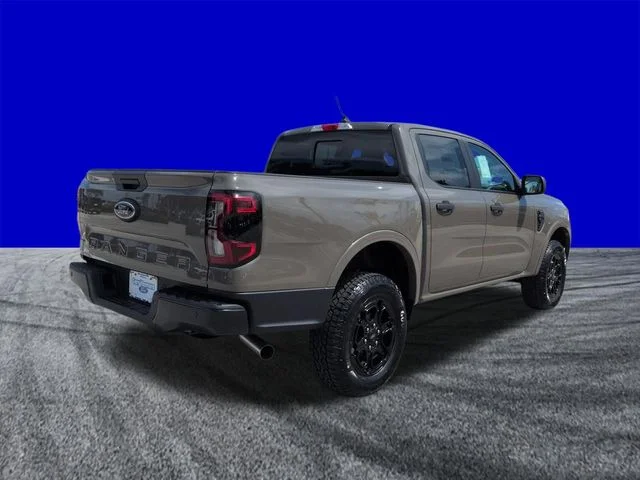 New 2026 Marsh Gray Ford XLT image 4