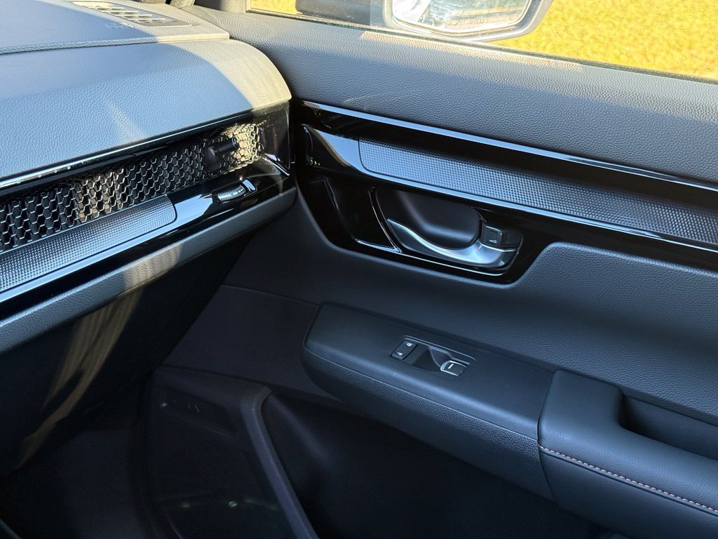 Used 2024  Honda Sport Touring image 37