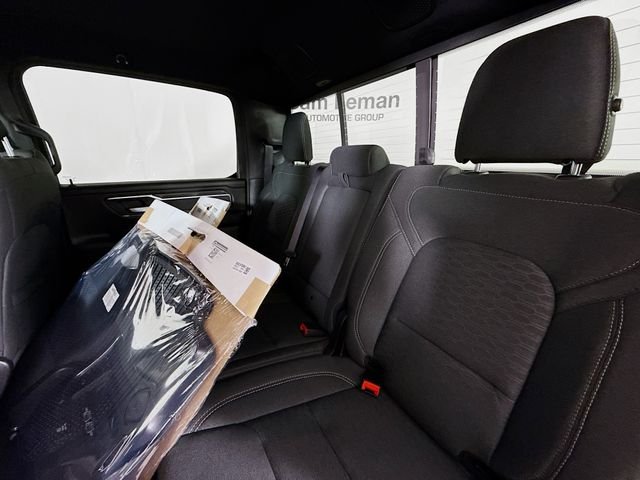 New 2026 Granite Crystal Metallic Clearcoat RAM Big Horn/Lone Star image 24