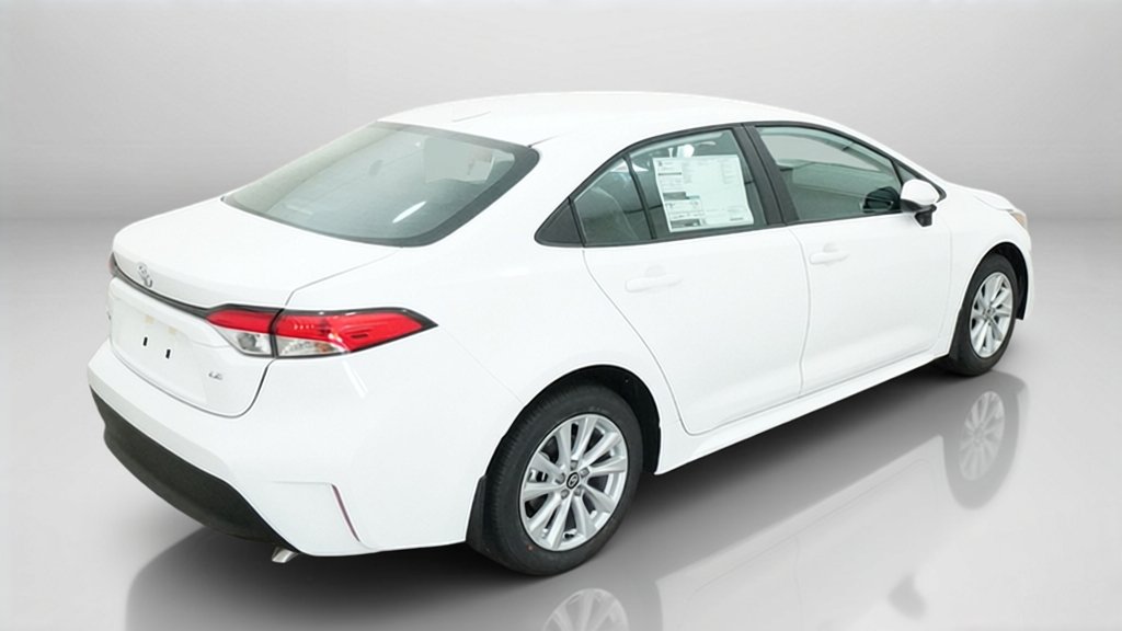 New 2027 Ice Cap Toyota LE image 39