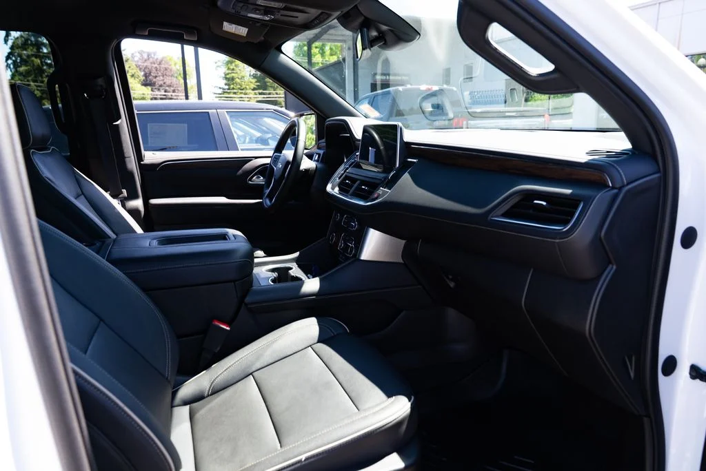 Used 2023 White Chevrolet Premier image 26