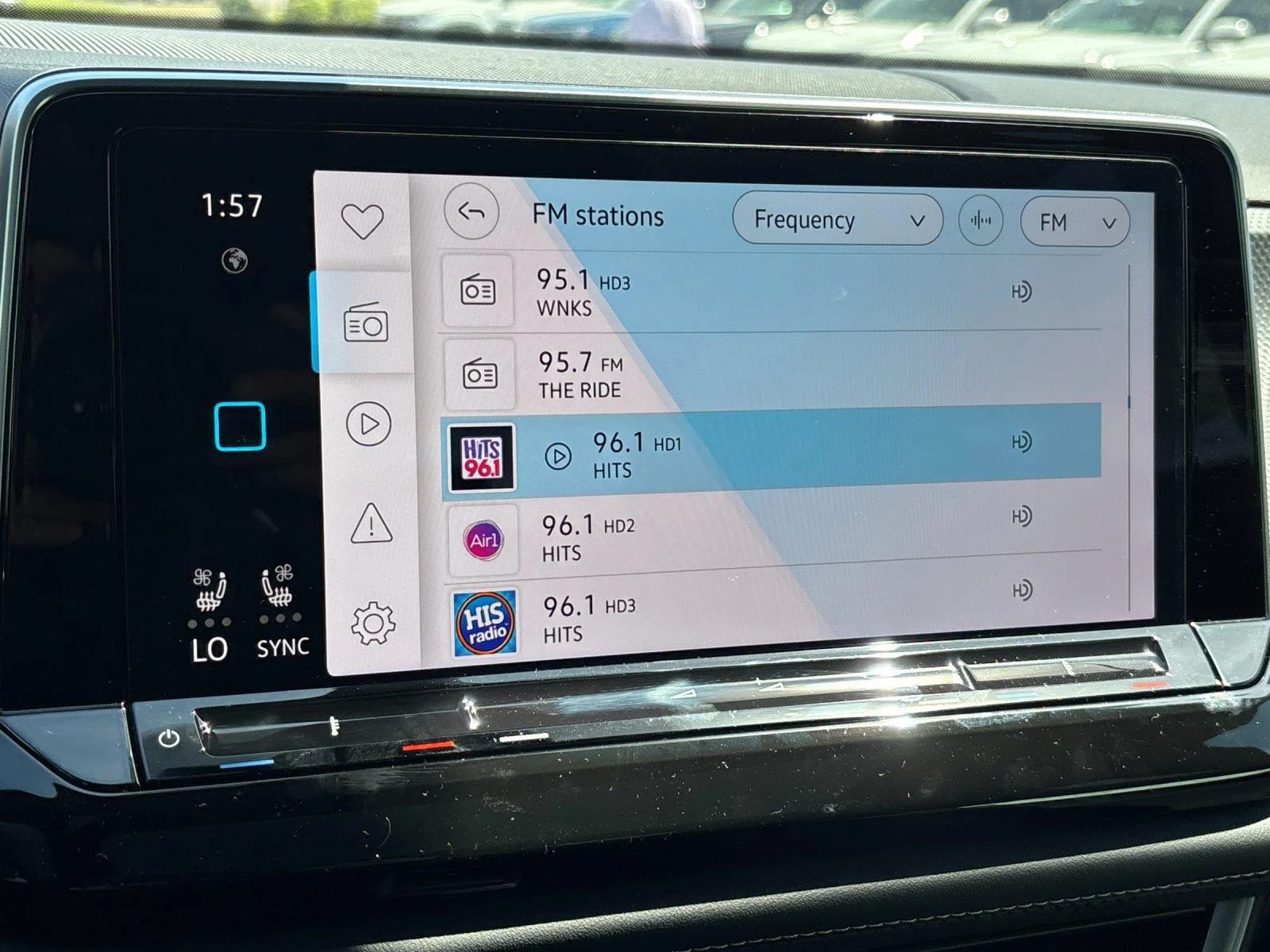 New 2025 Deep Black Pearl Volkswagen 2.0T SEL image 24