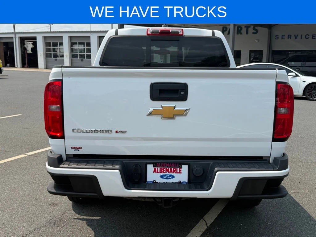 Used 2017 White Chevrolet Z71 image 4