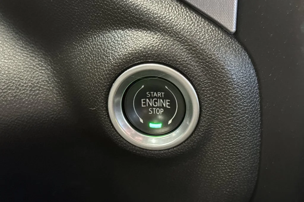 Used 2021 QUICKSILVER METALLIC GMC SLT image 21